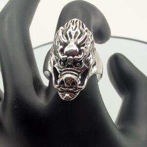 NWOT Silver Toned Dragon Head Ring Stainless Steel